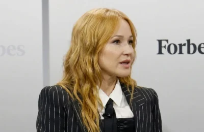 A fost refuzata la spital pentru ca nu avea bani. Drama neștiută a celebrei cântărețe Jewel