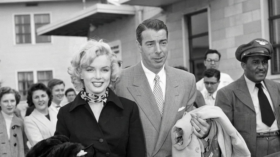 Secretele lui Marilyn Monroe ies la iveală. Obiecte intime scoase la licitație la 100 de ani
