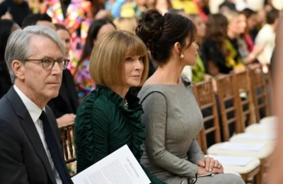 Mătasea din laborator ajunge în mall. Decizia care ne va schimba hainele până în 2027