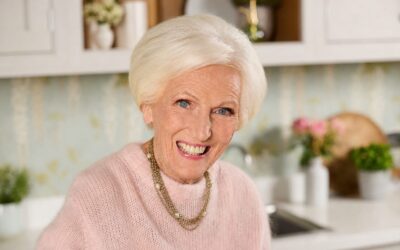 Mai puține vase de spălat după masă. Cum organizează Mary Berry ingredientele pentru gătitul într-un singur vas